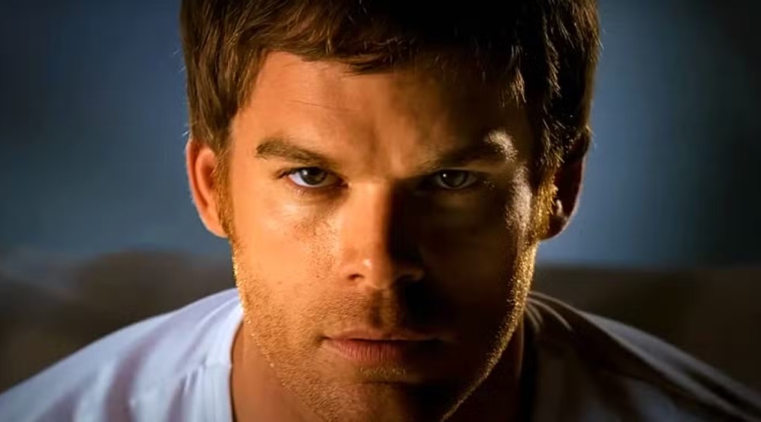 Во 2 сезоне сериала «Декстер: Воскрешение» вернут культовую заставку с пробуждением маньяка