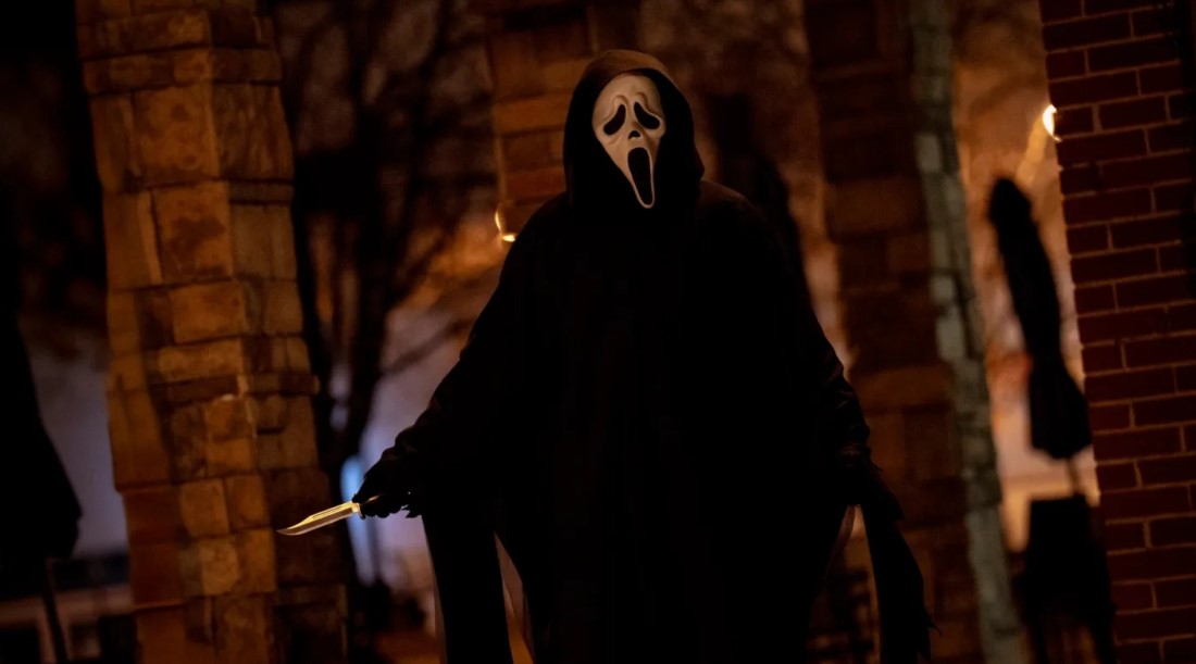 В свежем тизере «Крика 7» объяснили, как дочь Сидни связана с первым фильмом