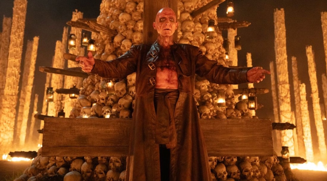 В отзывах на «28 лет спустя: Храм из костей» зомби-хоррор назвали самым страшным и безумным во франшизе