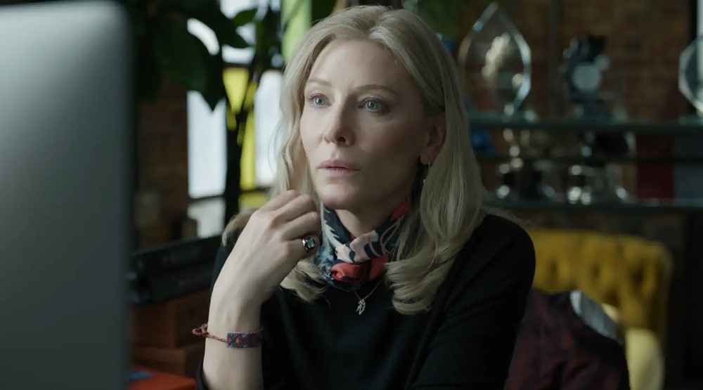 Кейт Бланшетт, кадр из сериала «Все совпадения неслучайны» (2024)