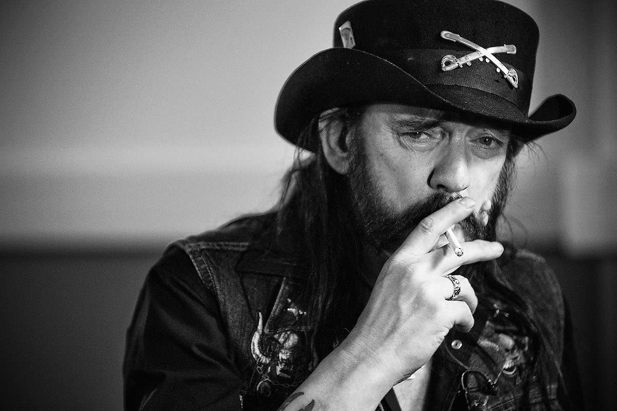 Lemmy Kilmister фото перед смертью