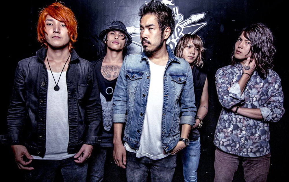 Группа Crossfaith